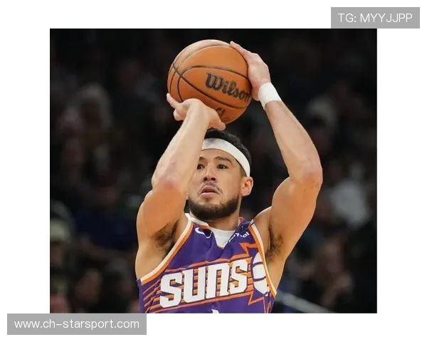 NBA转身背扣无比流畅：运动中的艺术与极致表现